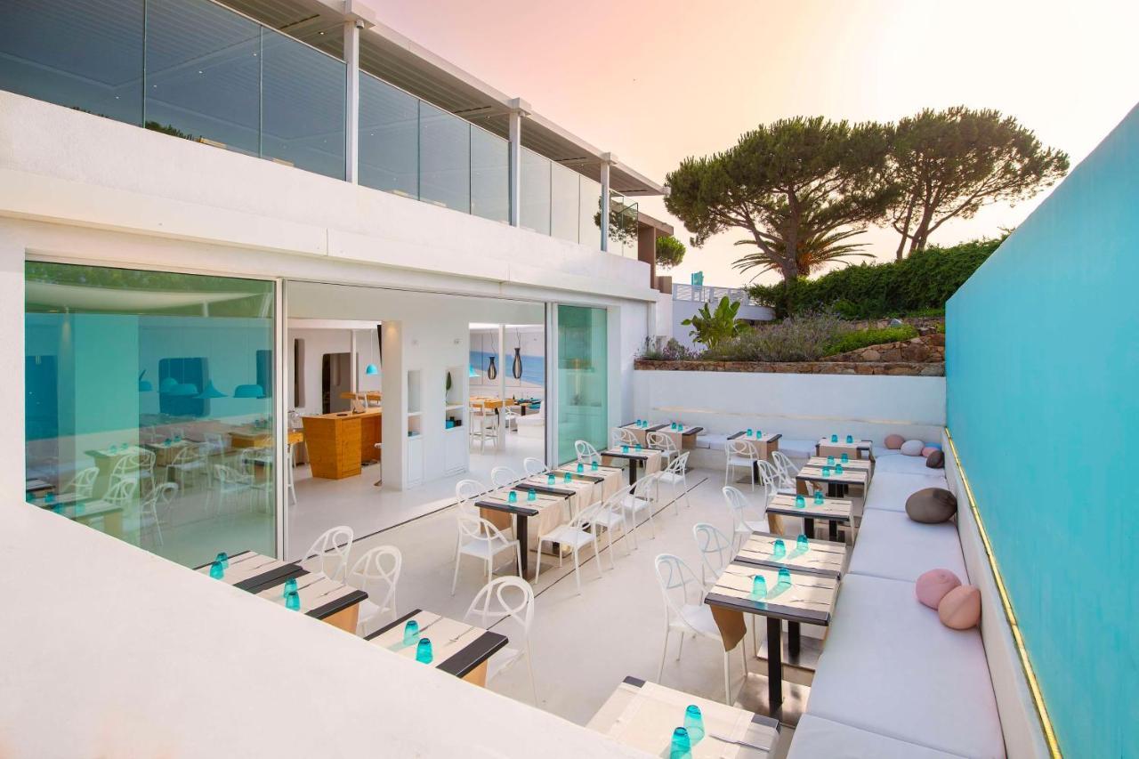 Baia Di Chia Resort Sardinia, Curio Collection By Hilton Екстер'єр фото