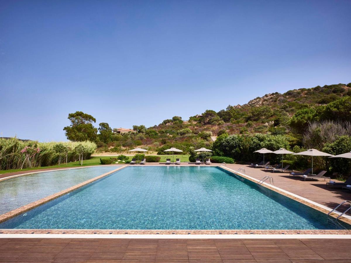 Baia Di Chia Resort Sardinia, Curio Collection By Hilton Екстер'єр фото