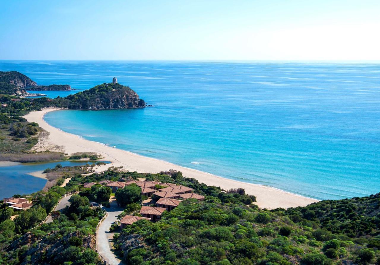 Baia Di Chia Resort Sardinia, Curio Collection By Hilton Екстер'єр фото