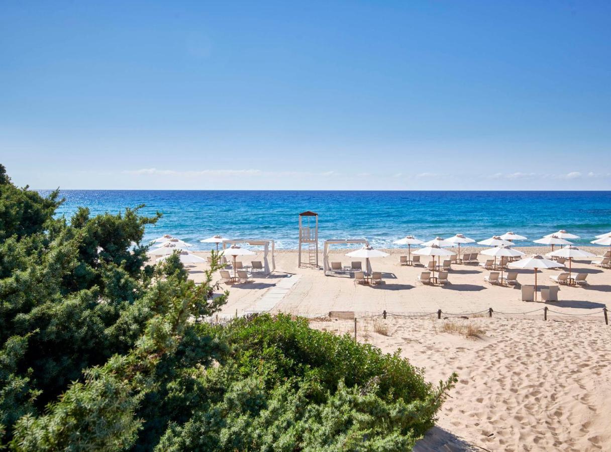 Baia Di Chia Resort Sardinia, Curio Collection By Hilton Екстер'єр фото
