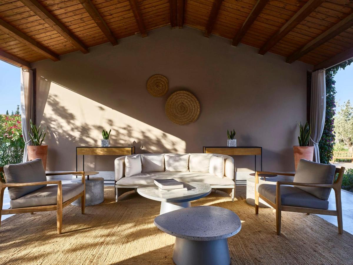 Baia Di Chia Resort Sardinia, Curio Collection By Hilton Екстер'єр фото
